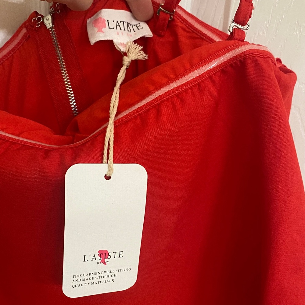 L'ATISTE Red Dress - Picture 4 of 4
